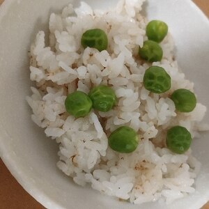 豆の風味を活かした☆絶品グリンピースご飯